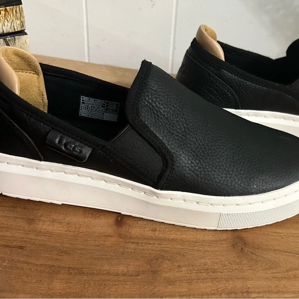 UGG New Black Leather Slip-On Shoes - Picture 1 of 7